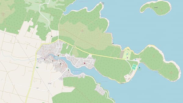 Kartenausschnitt der Bucht von Vrboska: das Apartment am östlichen Ortsrand, das Ortszentrum am Kanal, die Badebuchten Soline im Osten und Maslinica im Westen.